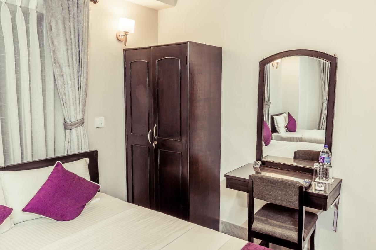 Ausfinn Hotel Metro Inn Kathmandu Exterior photo