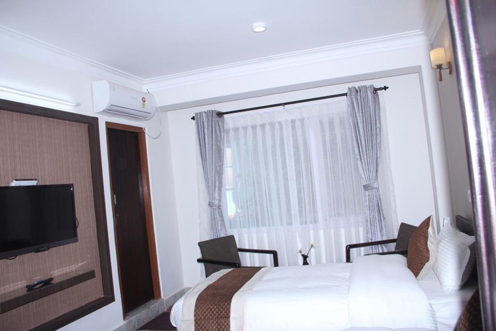 Ausfinn Hotel Metro Inn Kathmandu Exterior photo